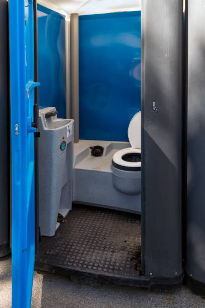 Portable Toilet Options We Offer in Pheasant Run, OH